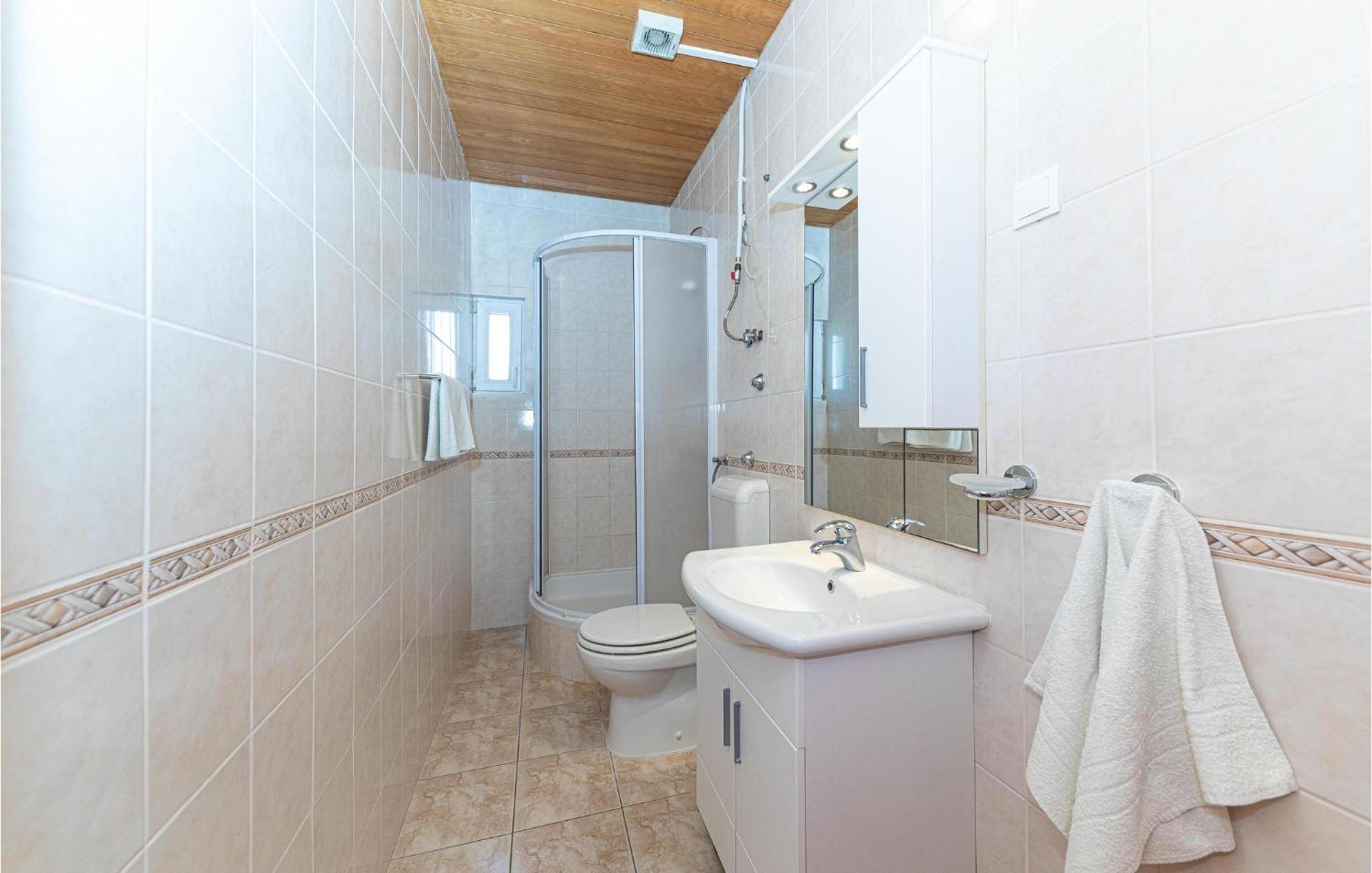 Gorgeous Apartment In Marina With Wifi Exterior foto